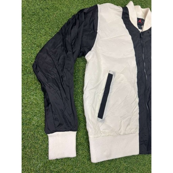 Nike Air Jordan Flight Bomber Jacket Mens Large Black White Loose Fit Full Zip - Picture 4 of 7